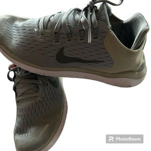 NIKE FREE RUN 2018 SNEAKERS